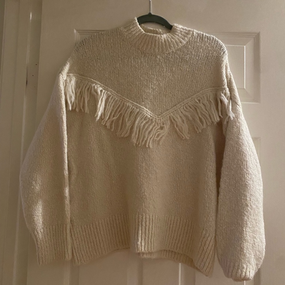 Small Fringe MNG Sweater